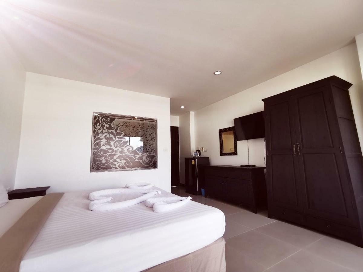 Blue Star Hotel Phuket Exterior photo